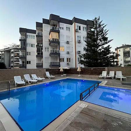 Apartamento Taner Berk 4